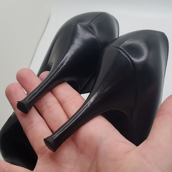 Yves Saint Laurent | Classic Leather Heeled Mules - Picture 6 of 9